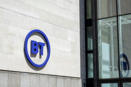 BT lays out new dividend aims as profit climbs despite lower revenue