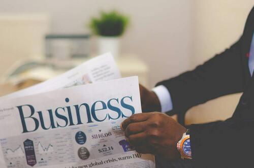IN BRIEF: Smith & Nephew starts first half of USD500 million buyback