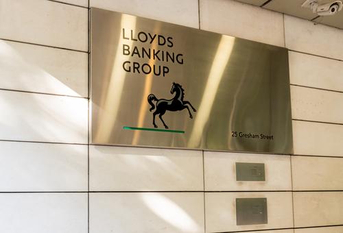 Nationwide to overtake Lloyds to have UK's biggest branch network