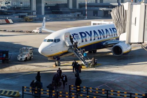 Ryanair pays off final bond to leave it debt-free