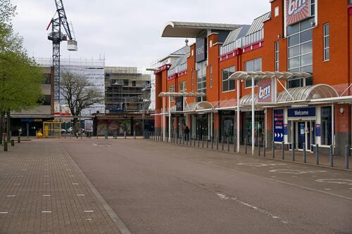 UK discretionary retail sales fall 1.6% in April, says BDO